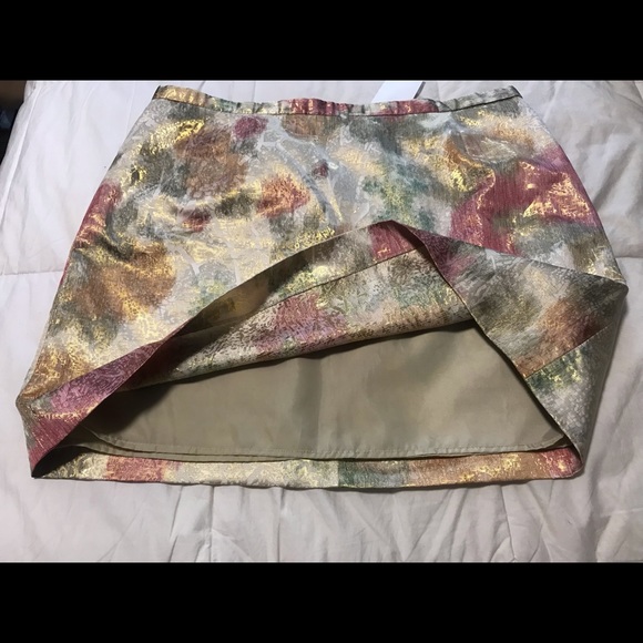 H&M Mini Skirt - Picture 5 of 11